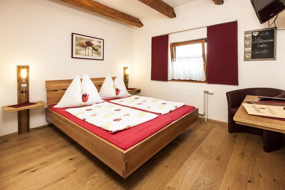 Hotel Winzerhof Agerlhof Jois Zimmer foto